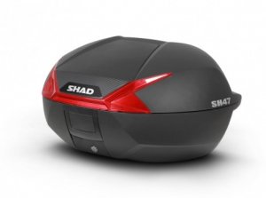 Centrinė daiktadėžė SHAD SH47 , juodai raudonos spalvos